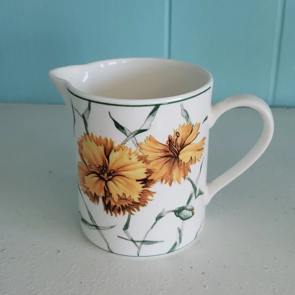 RetroneU Rhapsody Creamer - Picture 1 of 6